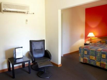 Seasons Hotel Newman Dış mekan fotoğraf
